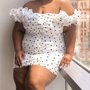 NWT- Plus size Polka-Dot Ruffled Ruched Silk-like Mini Dress 2x and 4x left !!